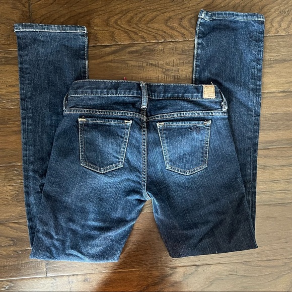 Guess Jeans - Picture 3 of 7